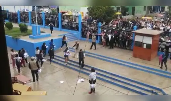 Callao: alumnos quedan atrapados en colegio debido a multitud generada por feria de trabajo para padres