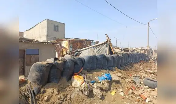 Fuertes oleajes causan zozobra en Chiclayo y Trujillo