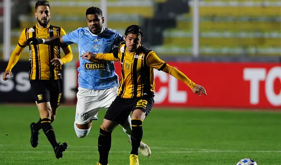 ¡Heroico! Cristal venció 2-1 a The Strongest en La Paz con 10 jugadores por Copa Libertadores