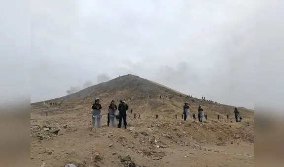 Trujillo: Policía logró desalojar a invasores del cerro Bolongo en Alto Trujillo