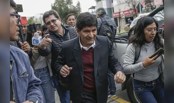 Arequipa: plantean proceso para Rohel Sánchez por designación irregular en la UNSA