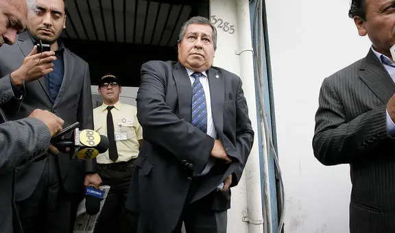 Postura de Contraloría generó salida de Aníbal Quiroga de grupo consultivo