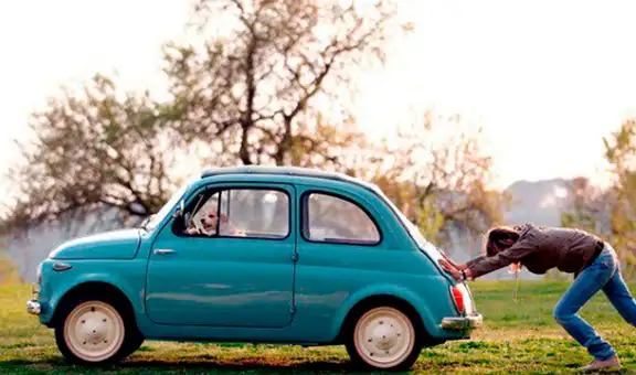 ¿Por qué mi auto pierde potencia con el tiempo?