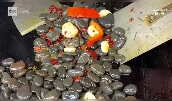 ¿Piedras salteadas? Esta es la última moda de comida callejera en China