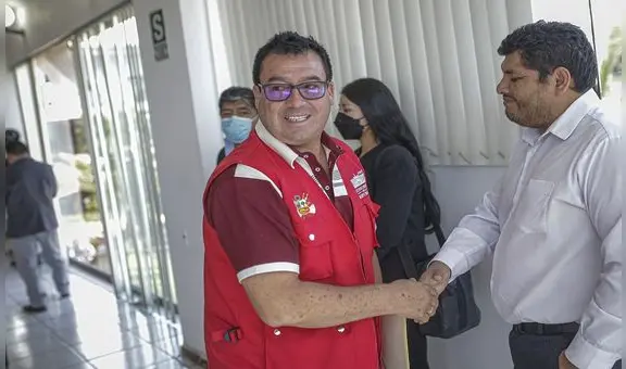 Arequipa: dirigentes culpan a autoconvocados de agredir a Edwin Martínez