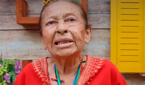 Mujer se gradúa de su sexta carrera a los 83 años: “No hay excusas, todo cuesta en la vida”