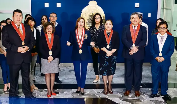 Patricia Benavides celebra un año de gestión en medio de críticas