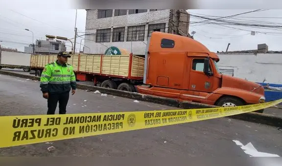 La Victoria: chofer de camión atropella a indigente que dormía en la vía pública