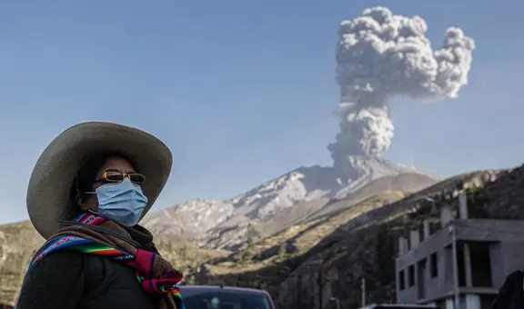 Volcán Ubinas: reportan 17 detonaciones y PCM declara en emergencia varios distritos