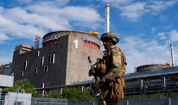 Ucrania advierte que rusos "continúan minando" Zaporiyia, la mayor central nuclear de Europa