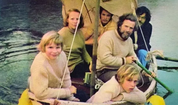 La impresionante historia de la familia que naufragó 38 días en un bote bebiendo sangre de tortuga