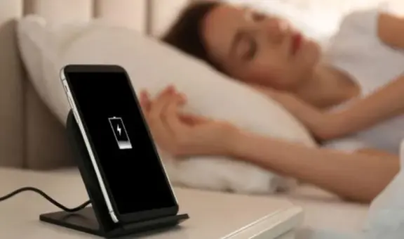 ¿Dejas tu celular cargando toda la noche? Conoce si realmente gasta mucha electricidad