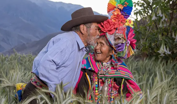 Pareja celebró sus 63 años de matrimonio en Moquegua con tierna sesión de fotos