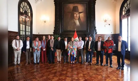 Alcaldes de Puno y Cusco se reunieron con Dina Boluarte en Palacio a puertas de la 'Tercera toma de Lima'