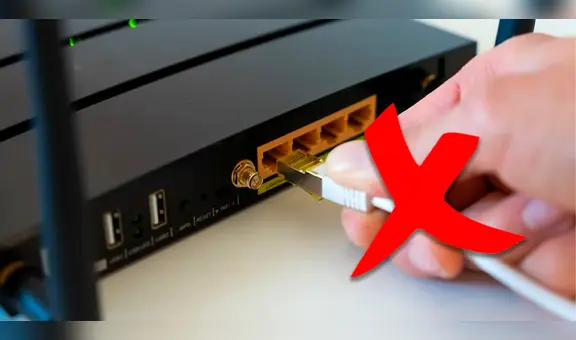 ¿Por qué nunca deberías manipular el cable de fibra óptica que va conectado al router?