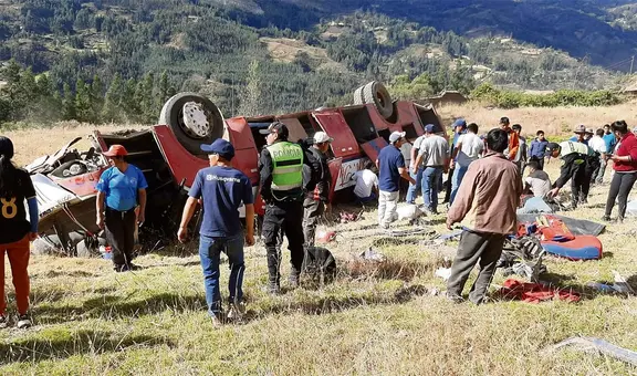 Vuelco de bus interprovincial deja 15 fallecidos en Áncash
