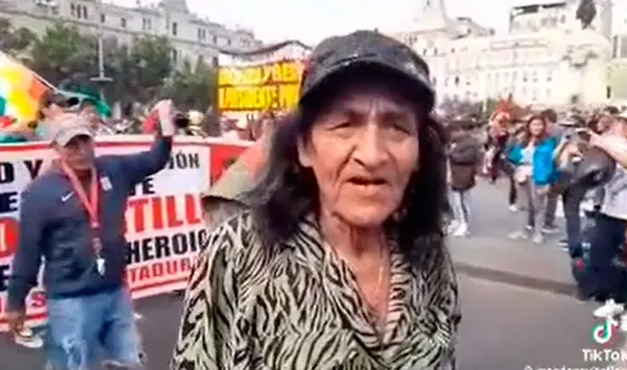 Mondonguito se sumó a las protestas en Lima con fuerte llamado: "¡A marchar, este es el Perú!"