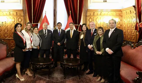Presidente del Congreso rinde homenaje a Jaime Yoshiyama, involucrado en el caso Cócteles