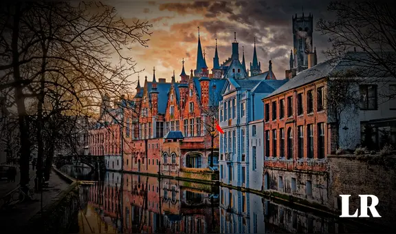 Este es el único país del mundo que lleva casi 2 siglos colgando su bandera al revés