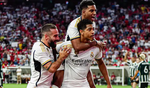 Con una 'chalaca' de Joselu, Real Madrid venció 2-0 a Manchester United en el Soccer Champions Tour