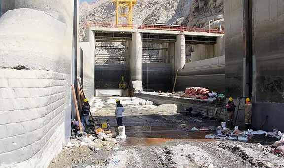 Realizan mantenimiento de bocatoma de Chavimochic