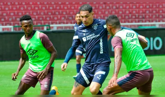 Con gol de Paolo Guerrero en su debut: LDU Quito superó U. Católica en partido amistoso