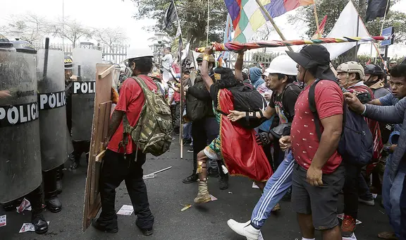 En medio de protesta nacional, la presidenta Dina Boluarte pidió perdón a deudos
