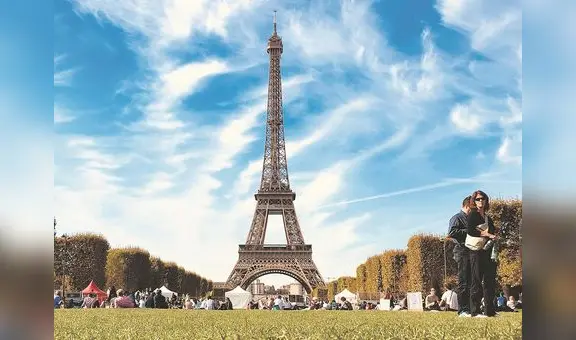 Francia: liberan a 2 hombres acusados de violación grupal a turista mexicana cerca de la torre Eiffel