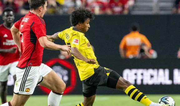 Borussia Dortmund volteó el marcador y derrotó 3-2 al Manchester United en partido amistoso