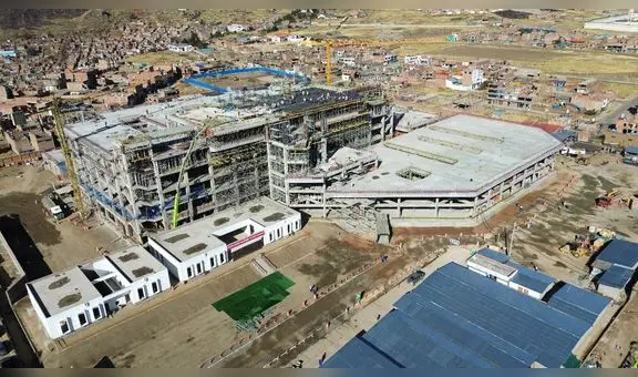 Culminación de la primera etapa estructural de Hospital Essalud del Altiplano