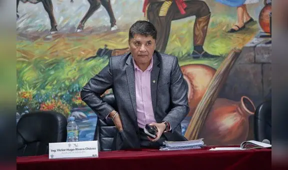 Alcalde de Arequipa evita primer pedido de vacancia, pero falta un caso
