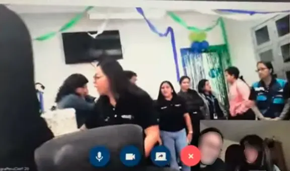 Denuncian que personal de Migraciones celebró un cumpleaños en lugar de atender a usuaria