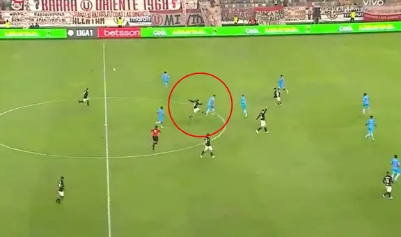 La terrible agresión de Edison Flores contra Olaya que dejó a Universitario con 9 hombres