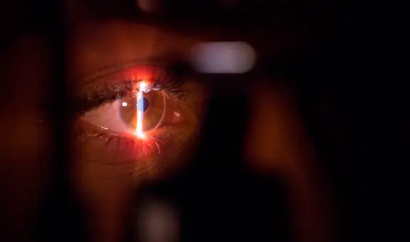 Inteligencia artificial detecta signos del párkinson en los ojos 7 años antes de los primeros síntomas