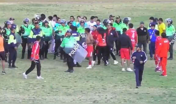 Partido de Copa Perú casi termina en tragedia en Cusco: jugadores y dirigentes se liaron a golpes
