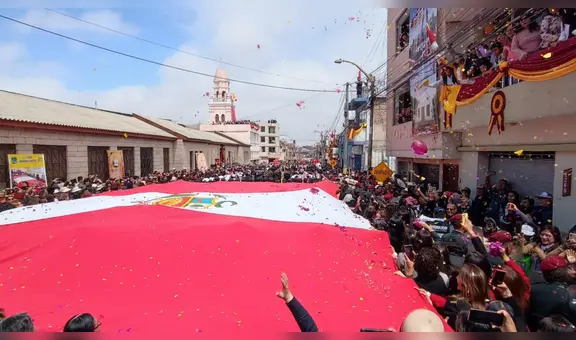 “¡Viva Tacna!”: ciudadanos conmovieron al entonar 'Mi patria y mi bandera'
