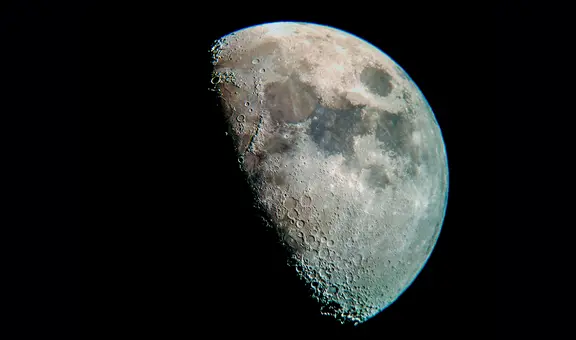 A qué hora se verá la luna azul en España y por qué se llama así esta luna llena