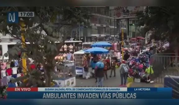 Gamarra: ambulantes invaden uno de los ingresos vehiculares del emporio comercial