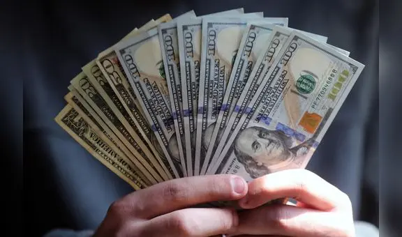 Dólar cierra agosto al alza y cotiza en S/3,6910