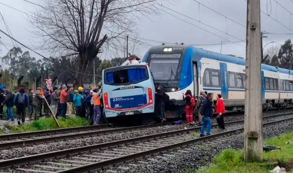 Accidente Biotren HOY: ¿qué se sabe del choque de tren que dejó al menos 6 fallecidos en Chile?