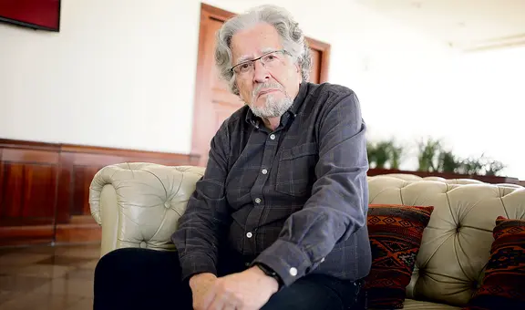 Antonio Cillóniz: “Mi poesía es una poesía que reclama”