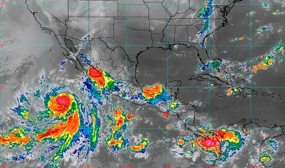 Huracán Jova se mantiene en categoría 5 y dejaría intensas lluvias en varios estados de México