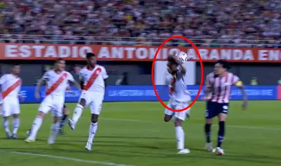 Conmebol revela audios del VAR y se explica por qué no cobraron mano de Carrillo en área de Perú