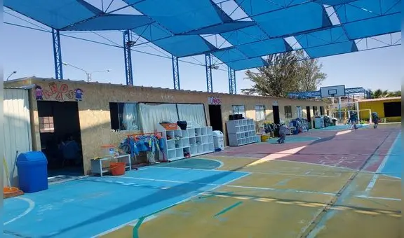 Setenta niños estudian en losa deportiva del distrito de Cayma, en Arequipa