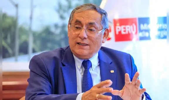 Presentan moción de censura contra ministro de Energía y Minas, Óscar Vera