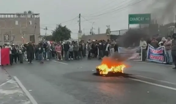 Panamericana Norte: manifestantes bloquearon vía a la altura de Chancay