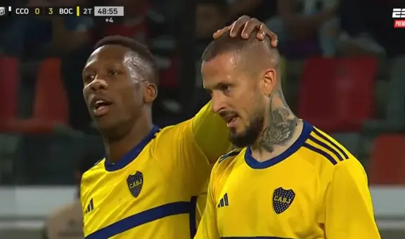 Luis Advíncula y su cariñosa celebración con Darío Benedetto tras victoria de Boca Juniors