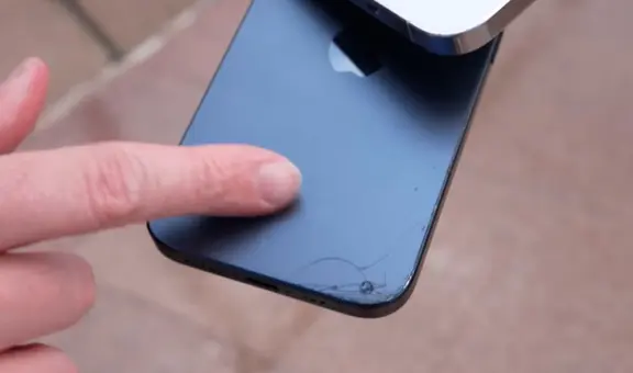 ¿Y el marco de titanio? Descubren que el iPhone 15 Pro es menos resistente a las caídas