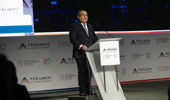 Alberto Otárola contradice a titular de Energía y Minas: "Tía María no está en la agenda del Gobierno"