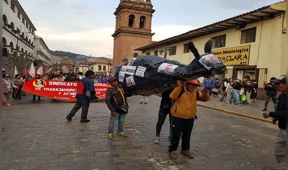 Gremios del Cusco protestaron contra de Dina Boluarte y Alejandro Soto